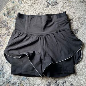 Lululemon 2-in-1 short